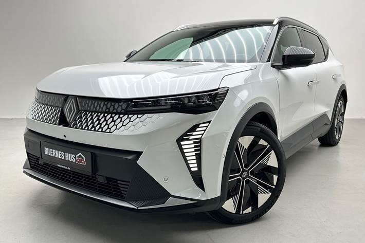 Hvid Renault Scénic fra 2025