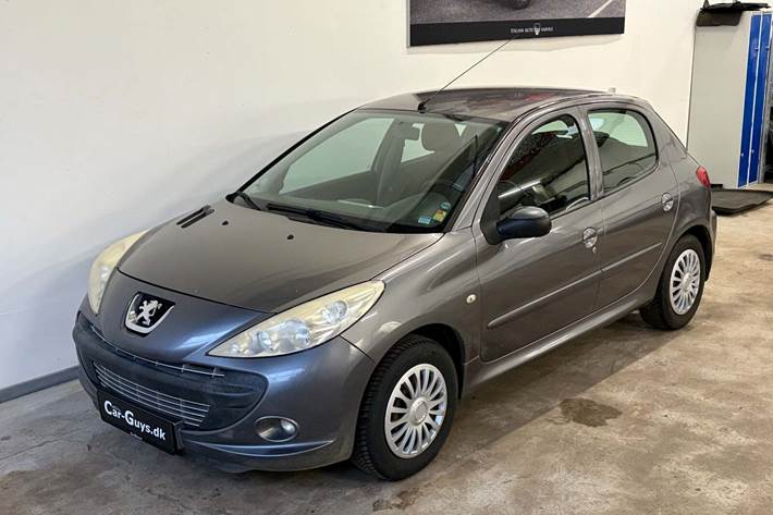 undefined Peugeot 206+ fra 2010 set udefra