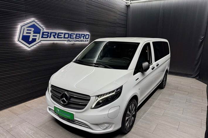 Hvid Mercedes eVito 129 fra 2024 set udefra