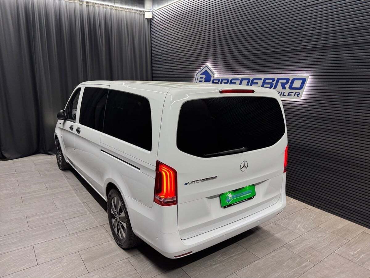 Hvid Mercedes eVito 129 fra 2024