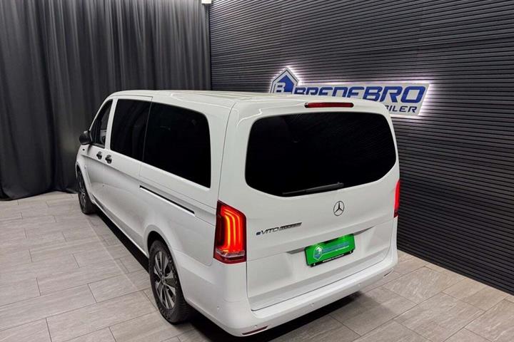 Hvid Mercedes eVito 129 fra 2024