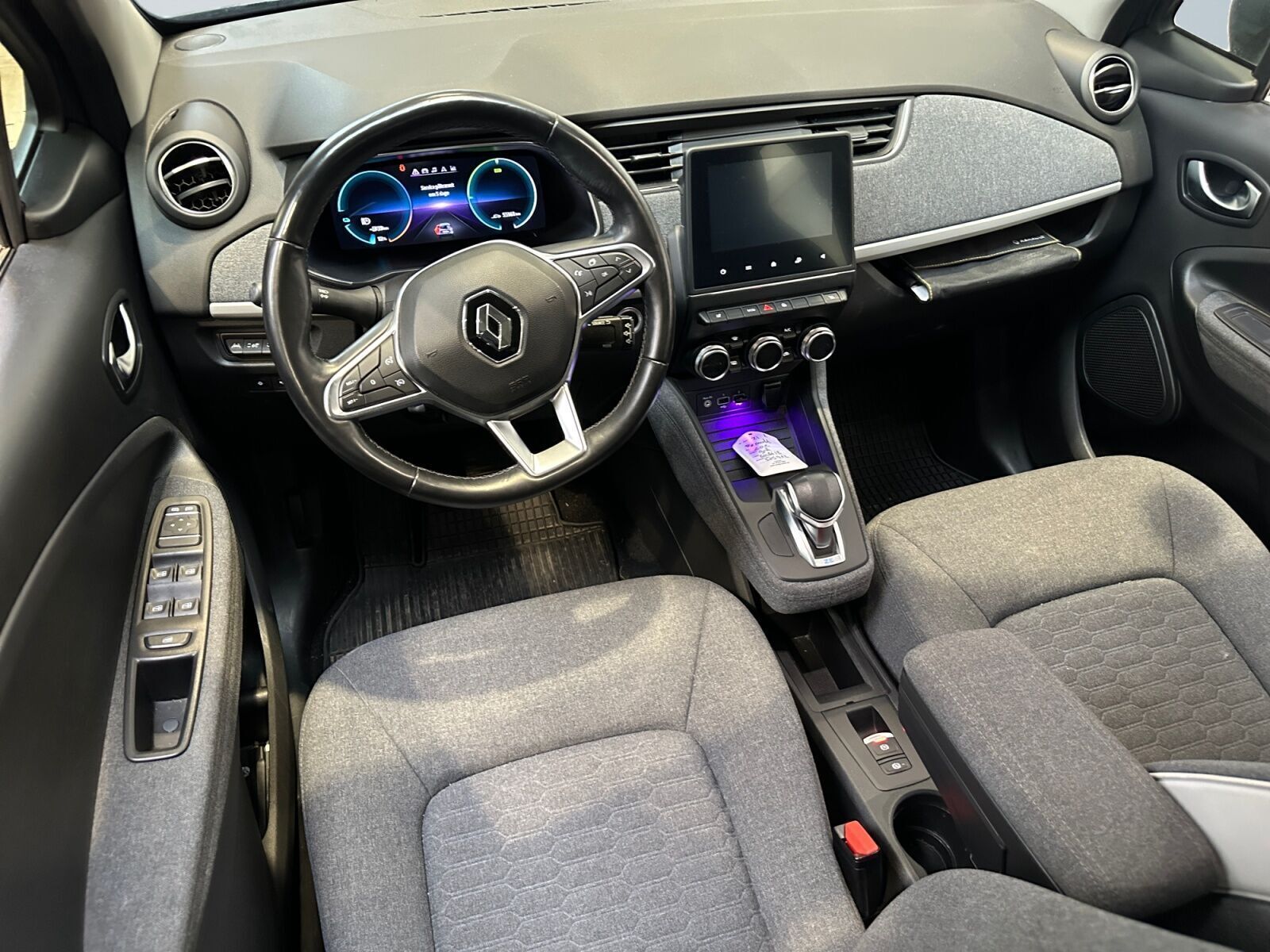 Grå Renault Zoe fra 2020