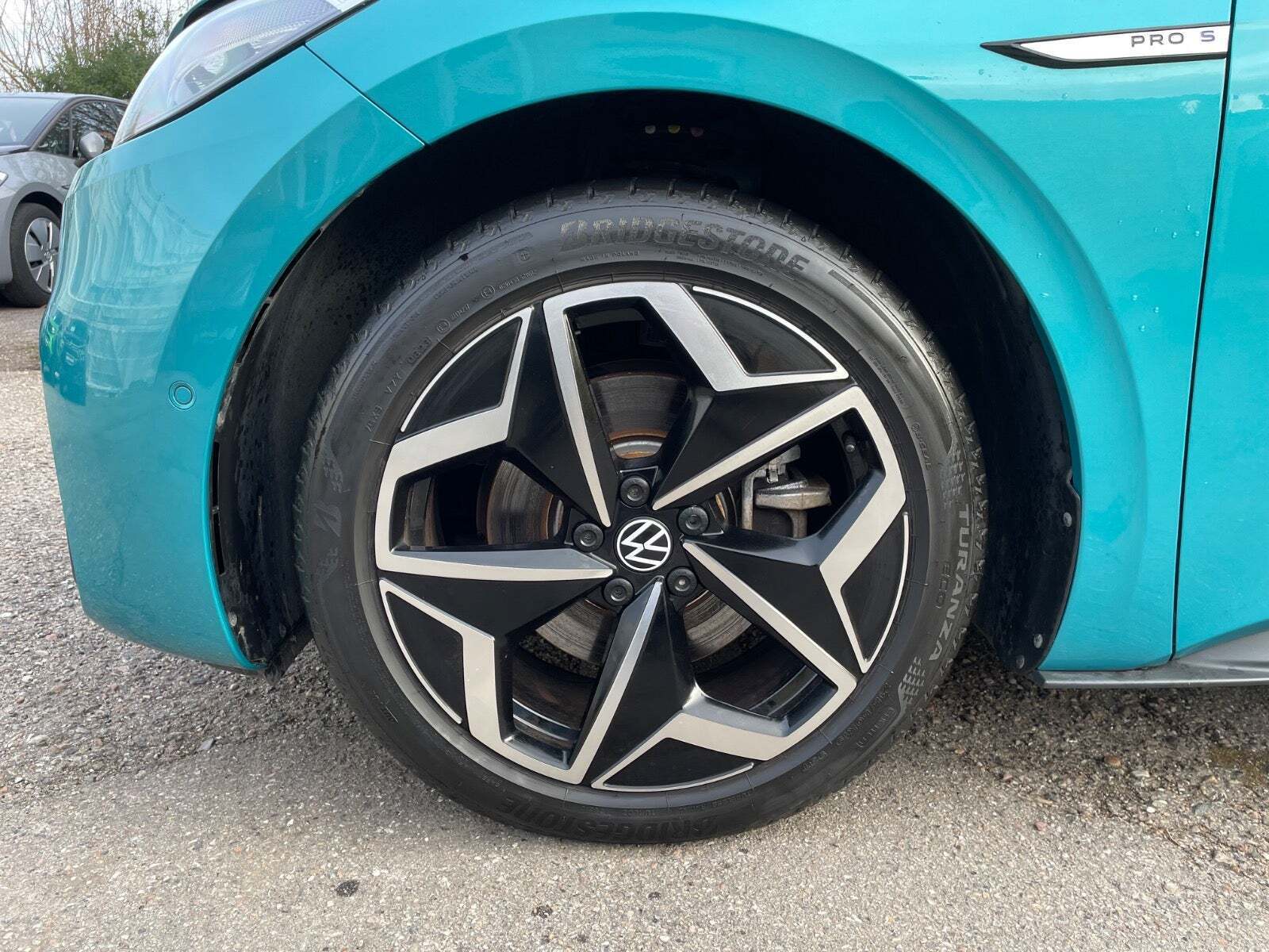 Turquoise VW ID.3 fra 2023