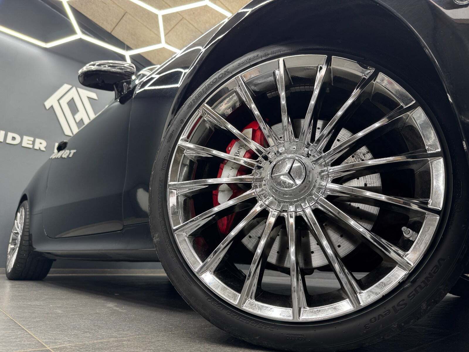 Sort Mercedes E350 d fra 2018