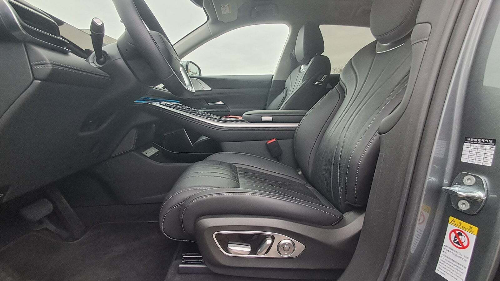 Xpeng G9 Standard Range