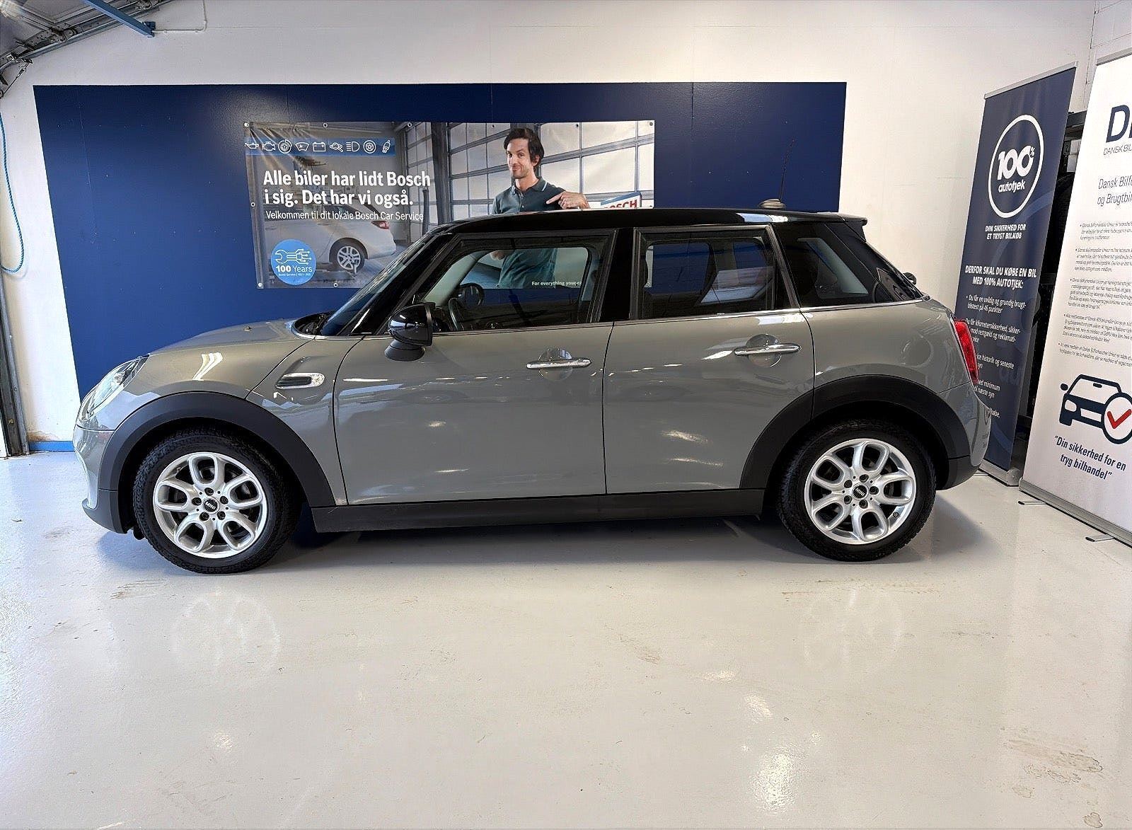 Mini Cooper 1,5 Essential aut.