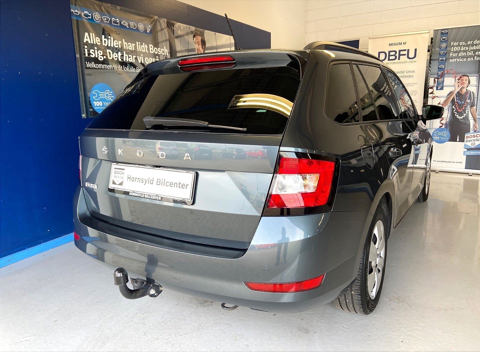 Grå Skoda Fabia fra 2022