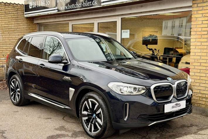 Sort BMW iX3 fra 2021
