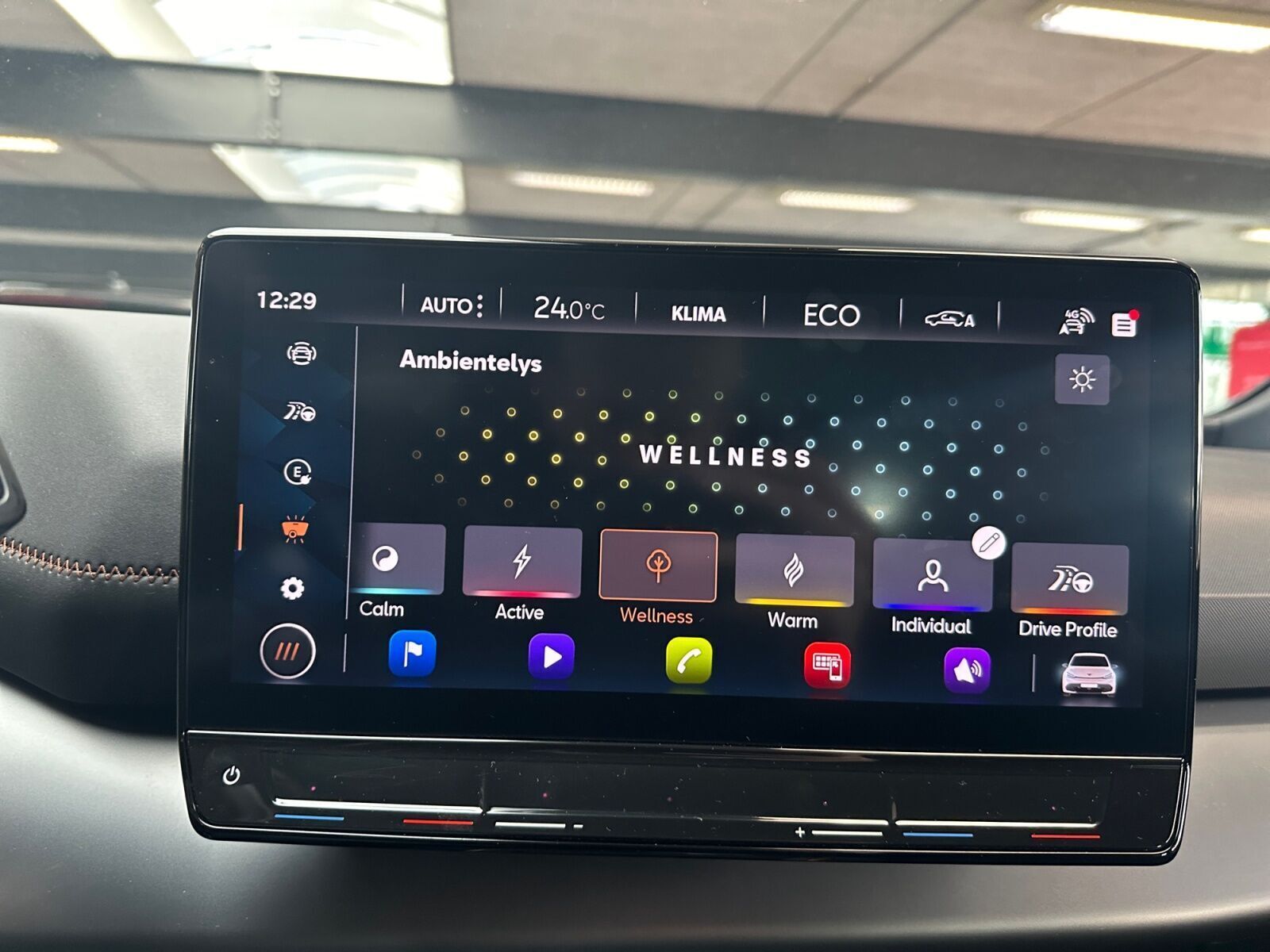 Grå Cupra Born fra 2023