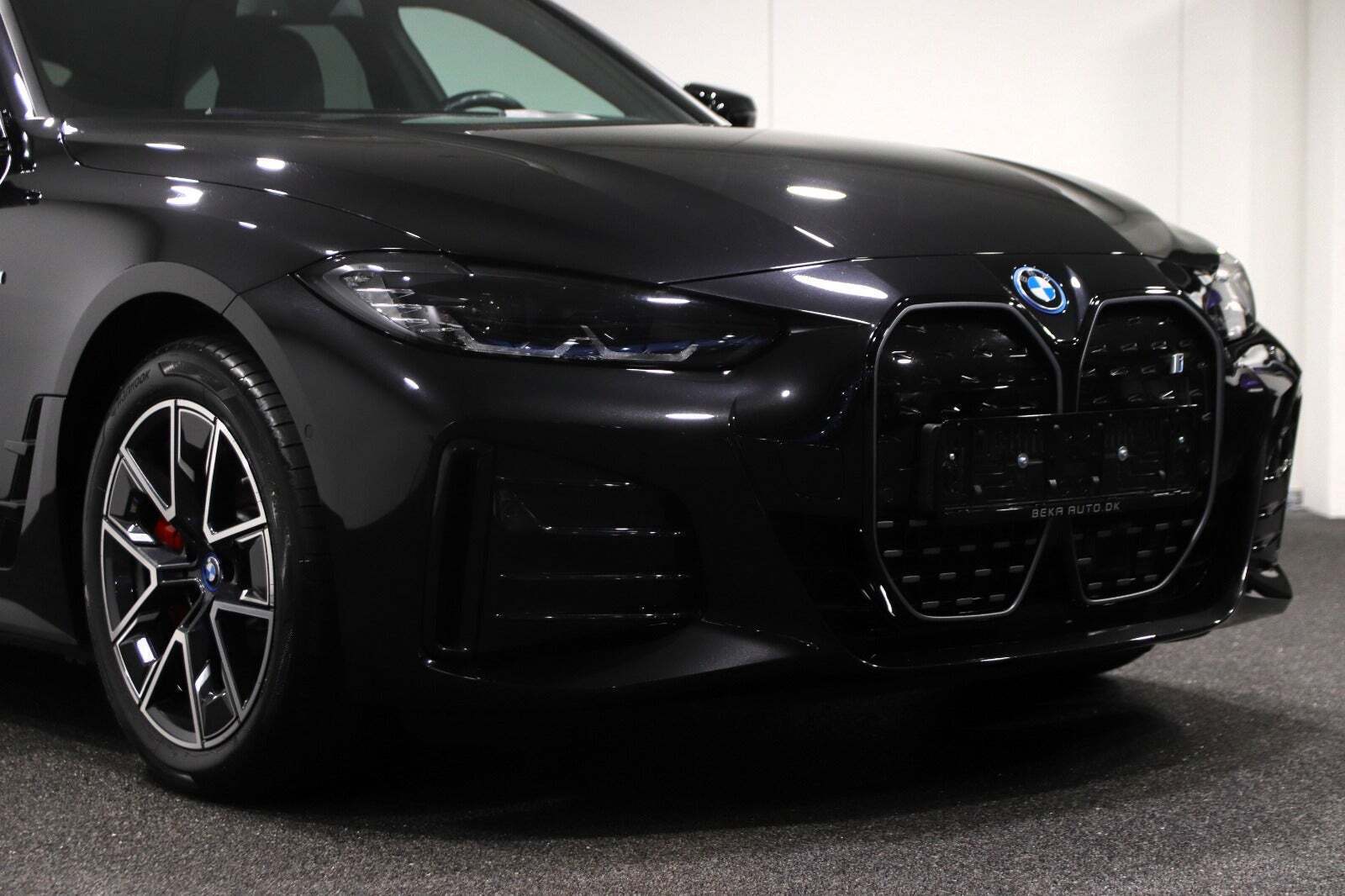 Sort BMW i4 fra 2023