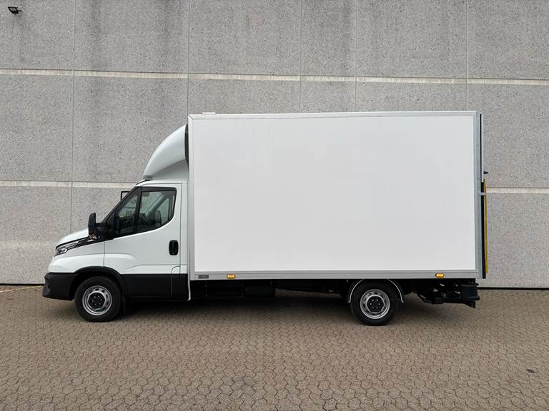 Iveco Daily 3,0 35S18 4100mm D 180HK Ladv./Chas. 8g Aut.