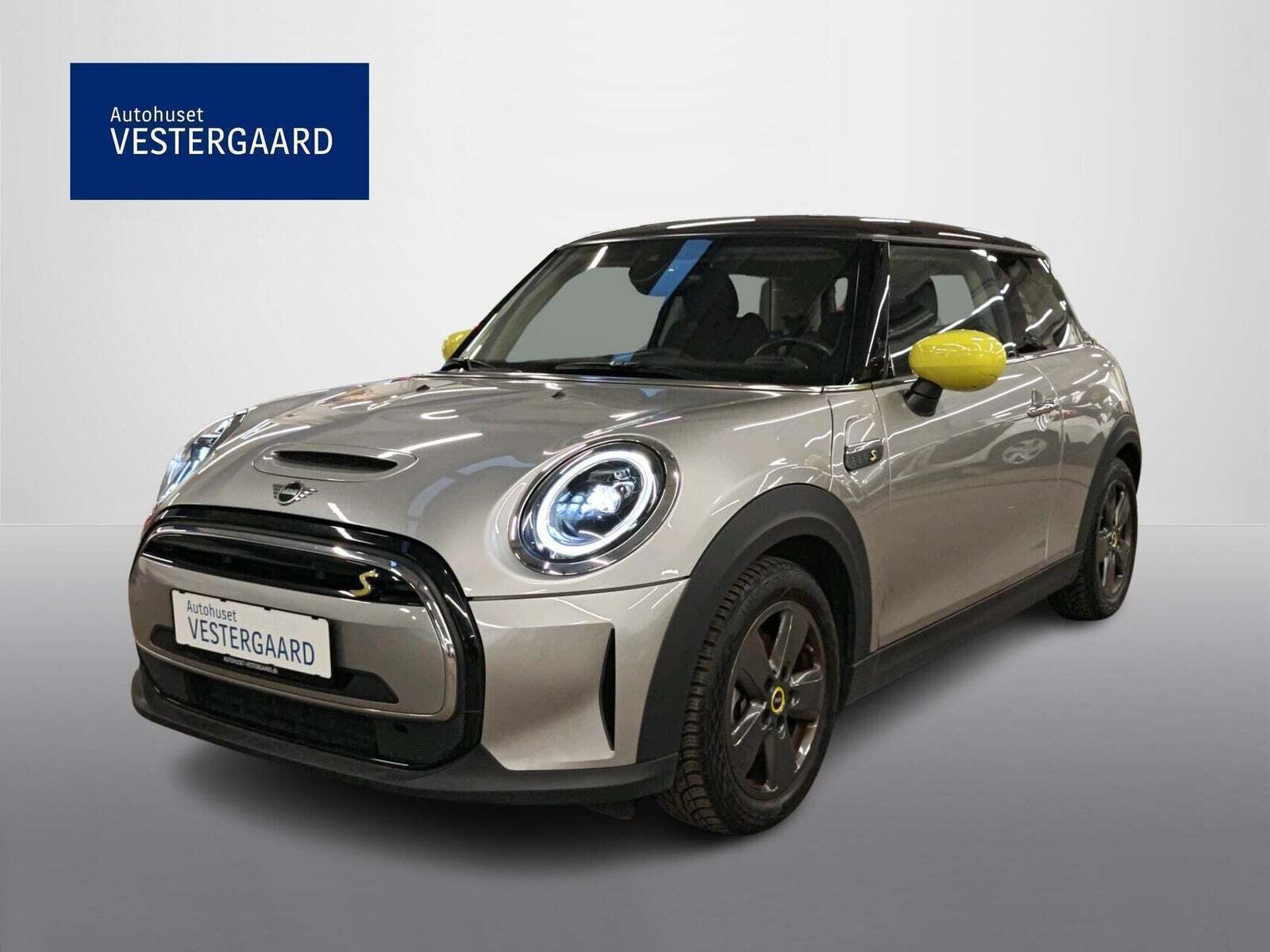 Mini Cooper SE Classic Trim