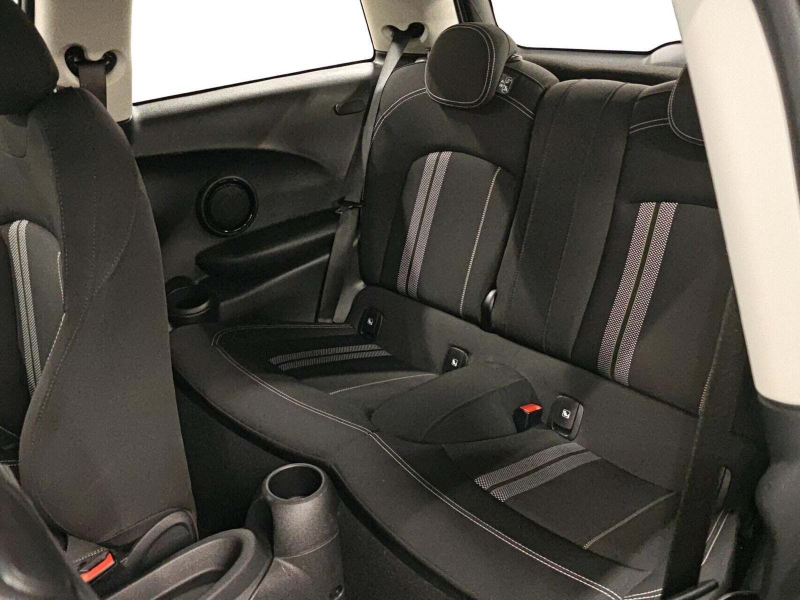 Mini Cooper SE Classic Trim