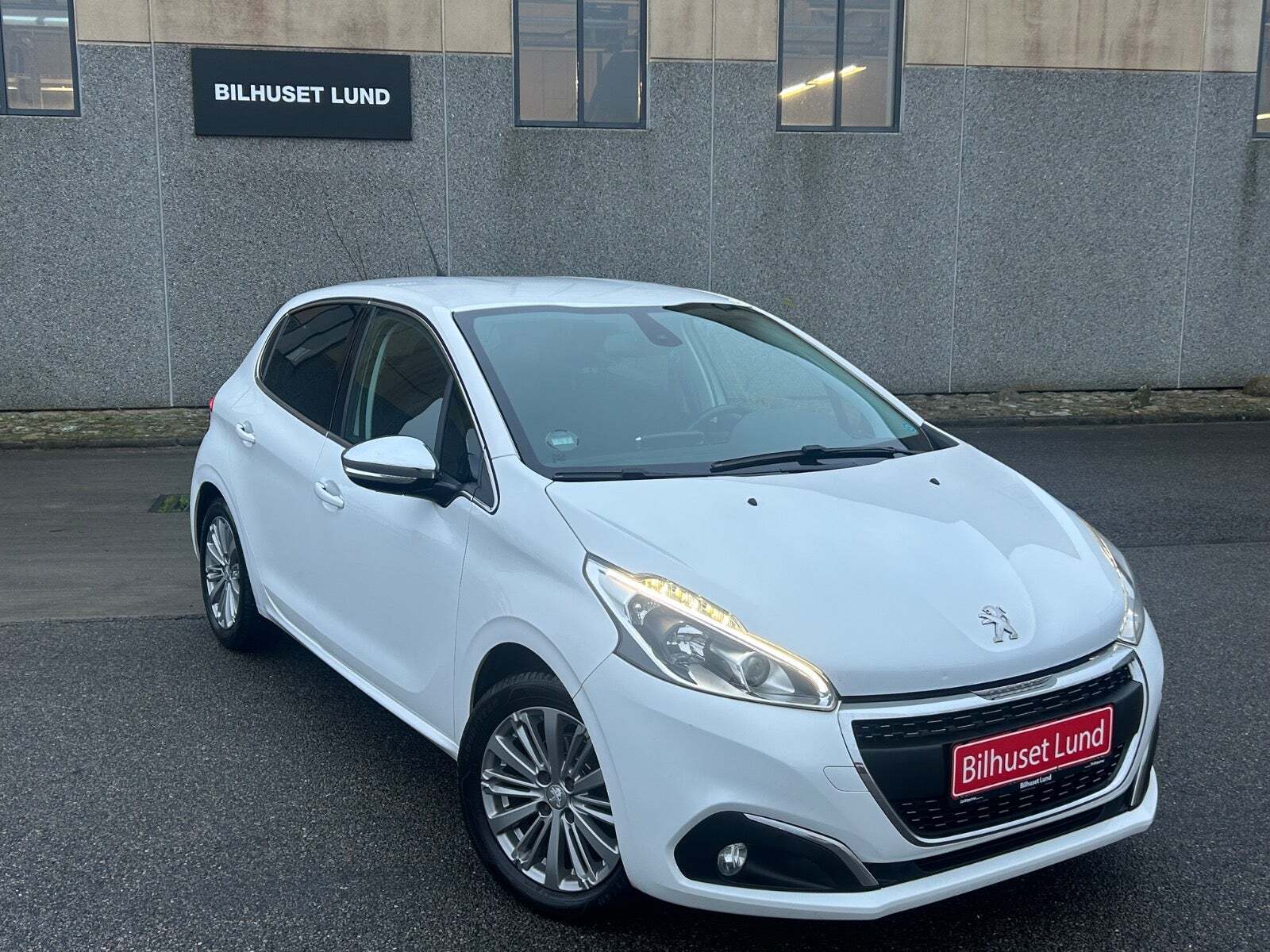 Peugeot 208 1,2 VTi 82 Allure