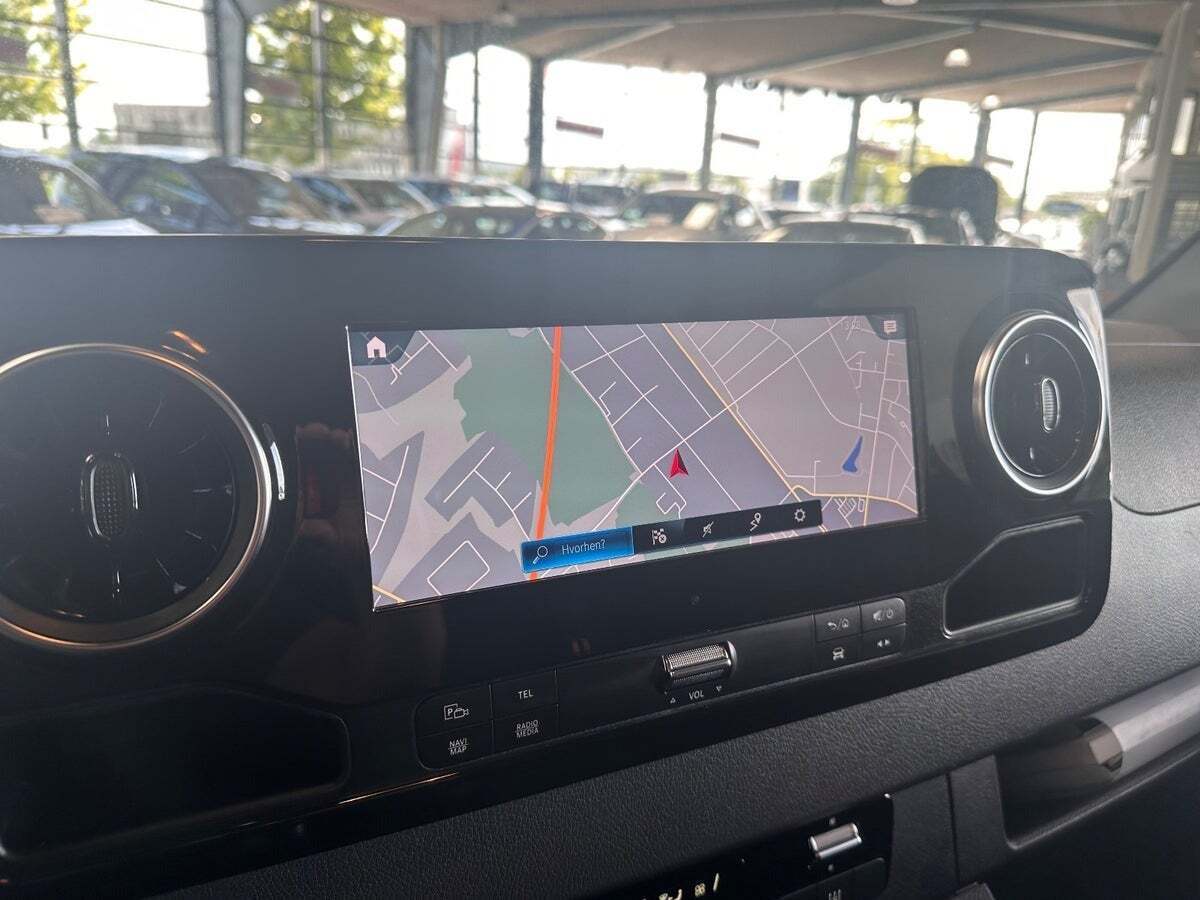 Mercedes Sprinter 319 3,0 CDi A2 Kassevogn RWD