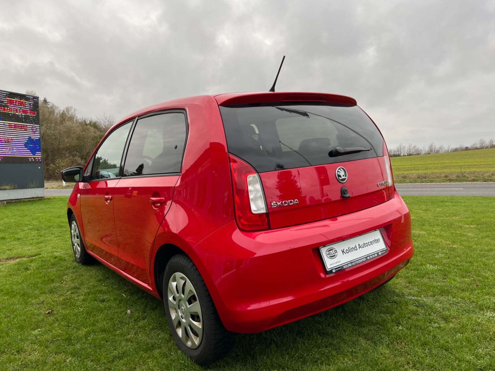 Rød Skoda Citigo fra 2016