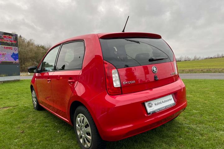 Rød Skoda Citigo fra 2016