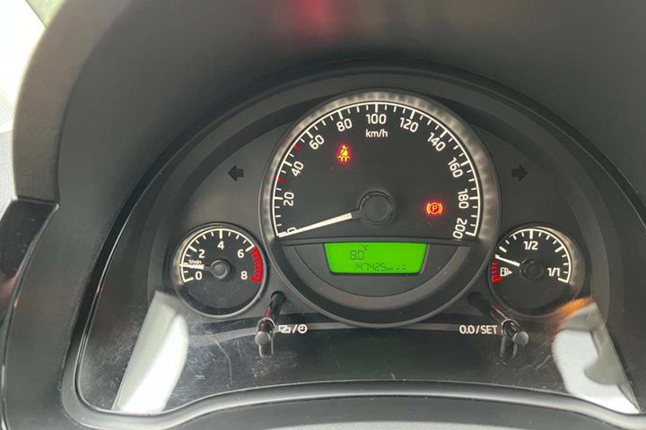 Rød Skoda Citigo fra 2016