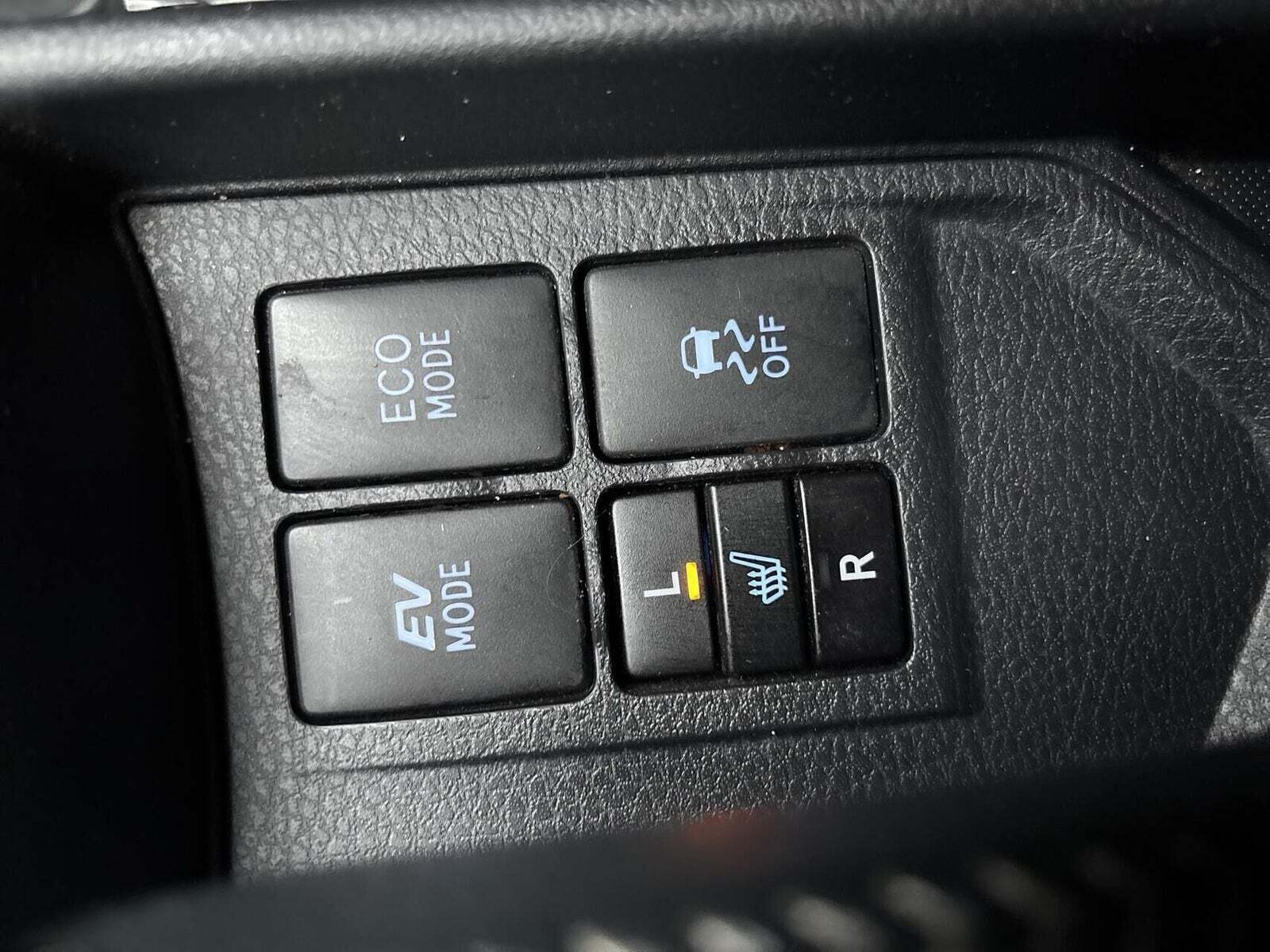 Sort Toyota Yaris fra 2019