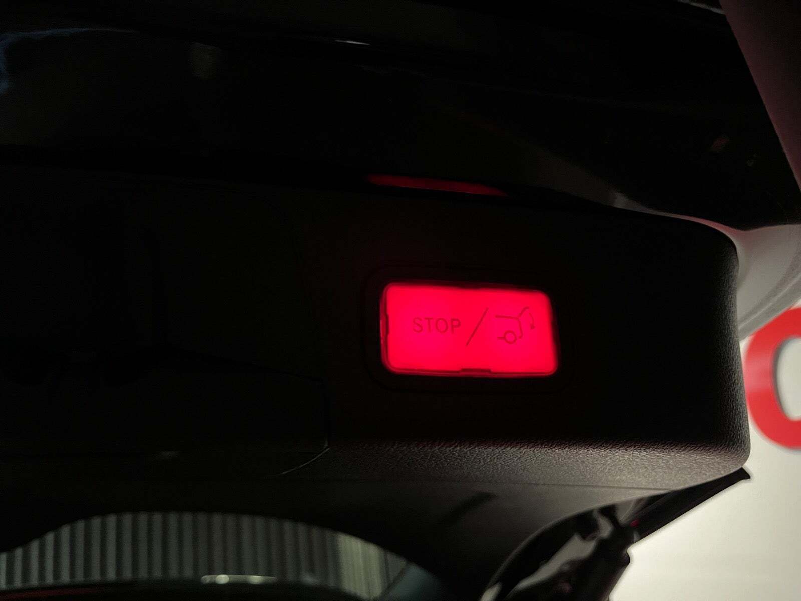 Sort Mercedes EQB350 fra 2024