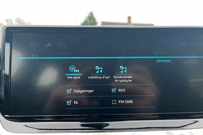 Sort Peugeot e-208 fra 2025