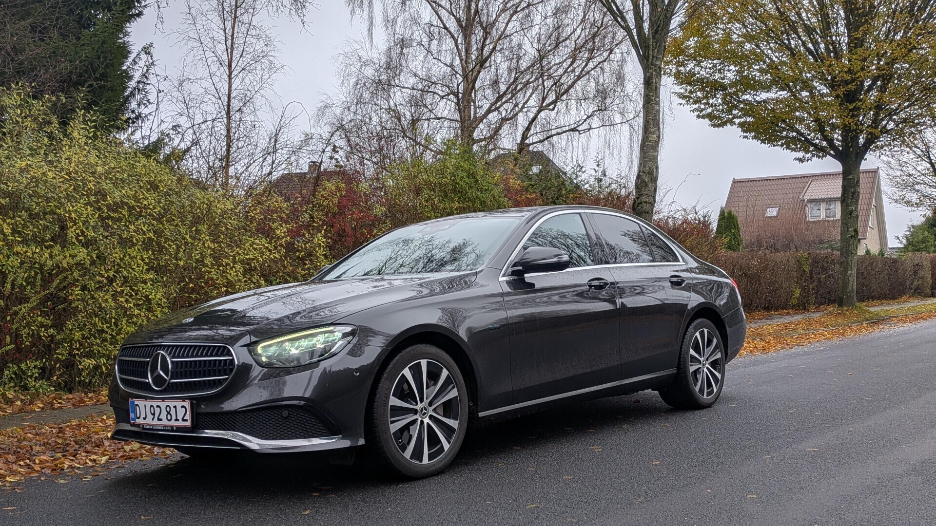 Mercedes E300 e 2,0 lugin-hybrid AMG Line 9G-Tronic 320HK 9g Aut.