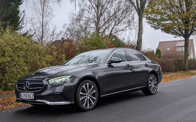 Mercedes E300 e 2,0 lugin-hybrid AMG Line 9G-Tronic 320HK 9g Aut.