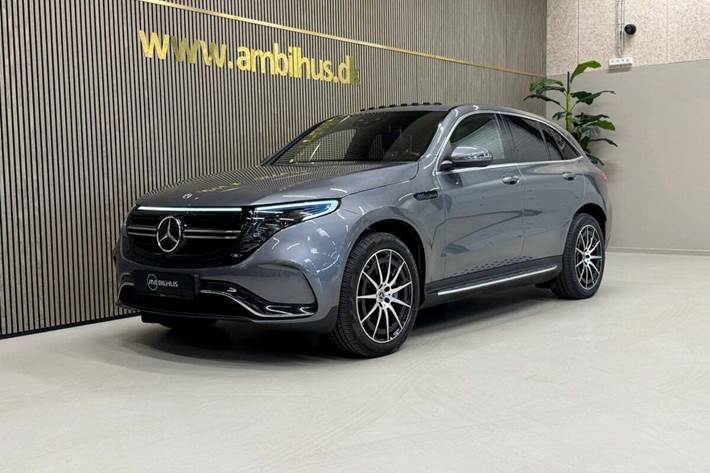 Grå Mercedes EQC400 fra 2022 set udefra
