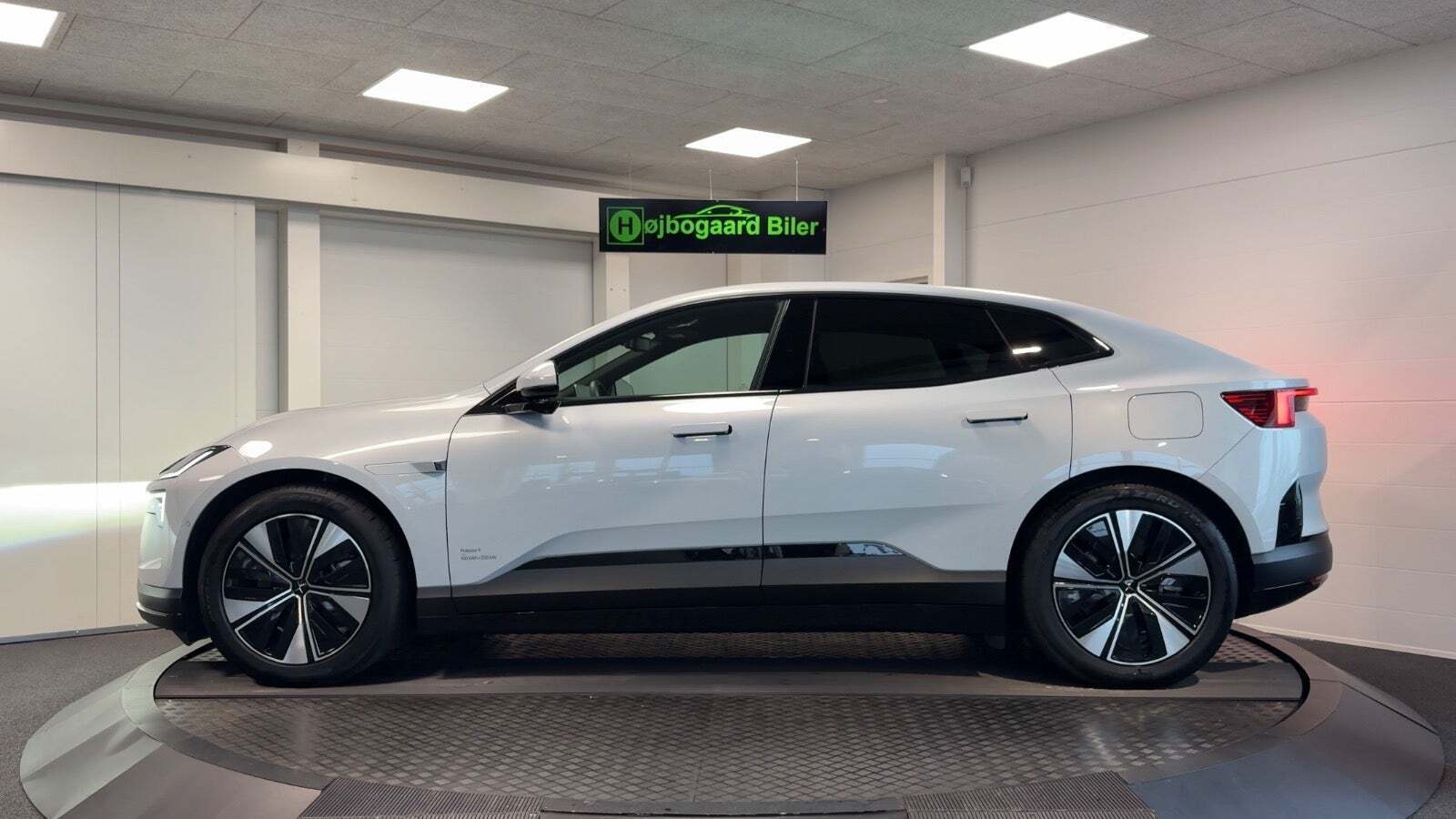 Polestar 4 Long Range