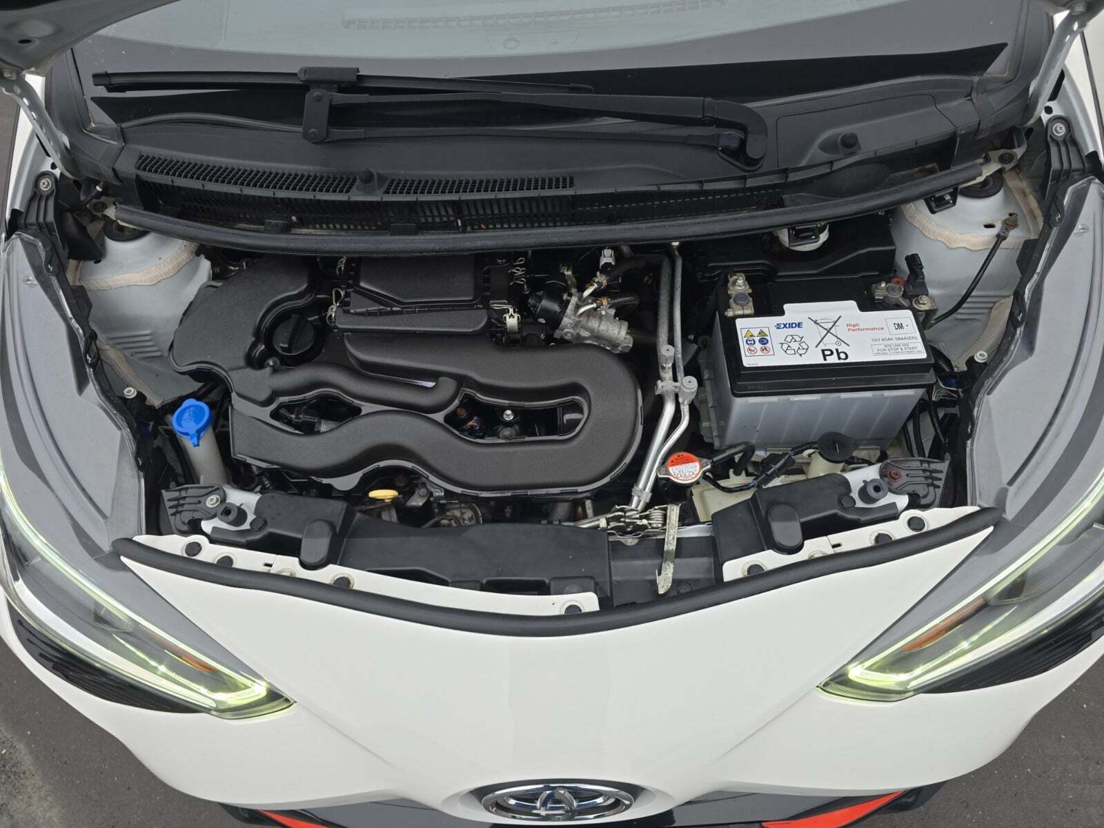 Hvid Toyota Aygo fra 2019
