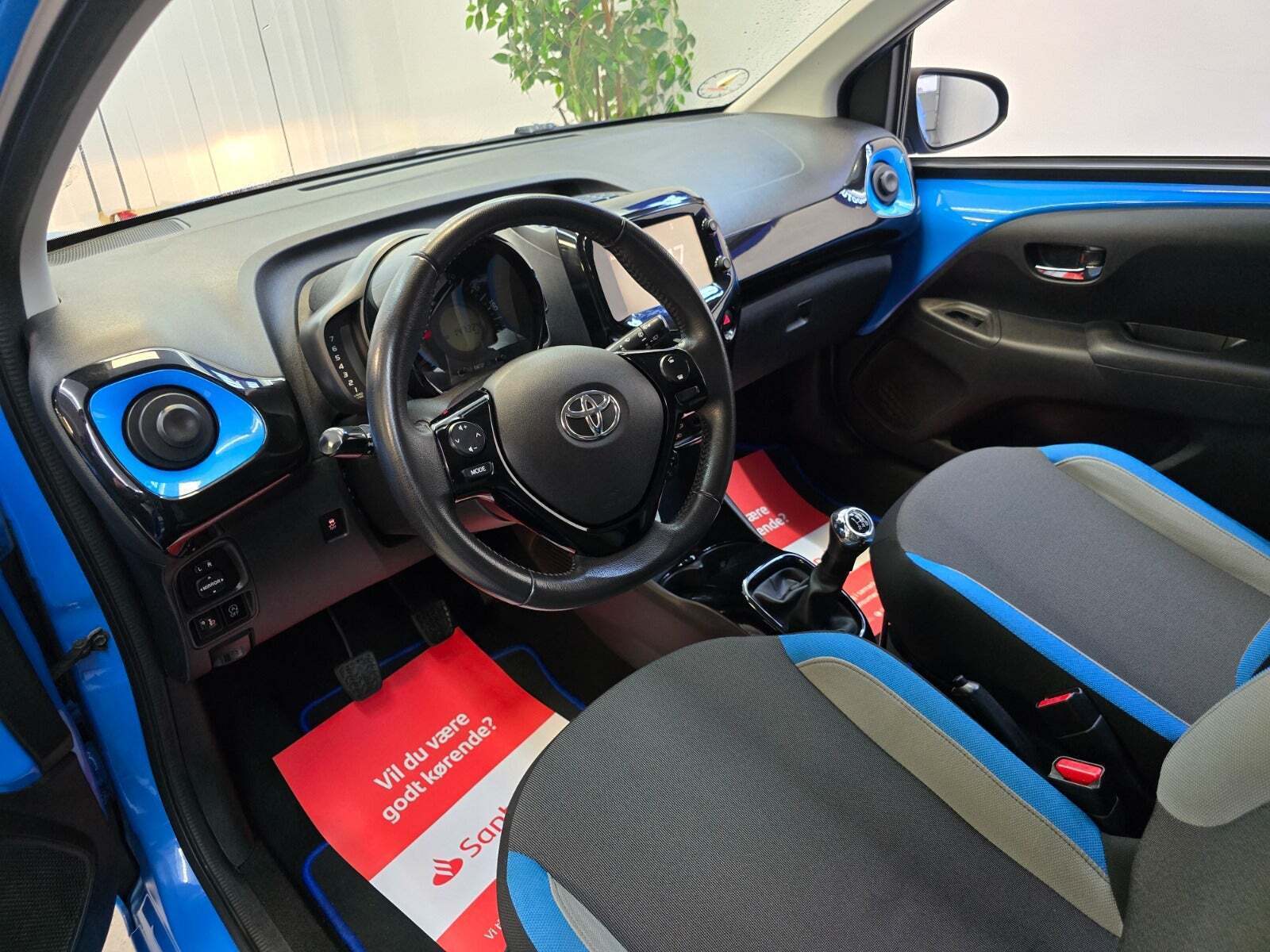 Toyota Aygo 1,0 VVT-i x-cite