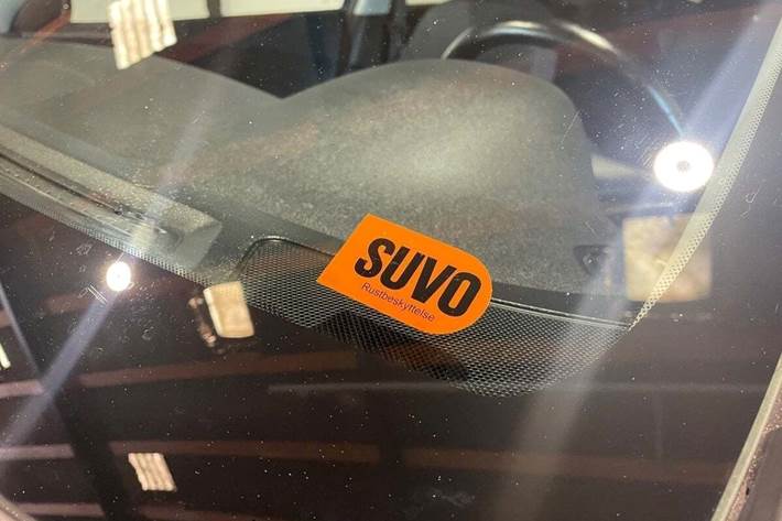 Blå Kia Niro fra 2019