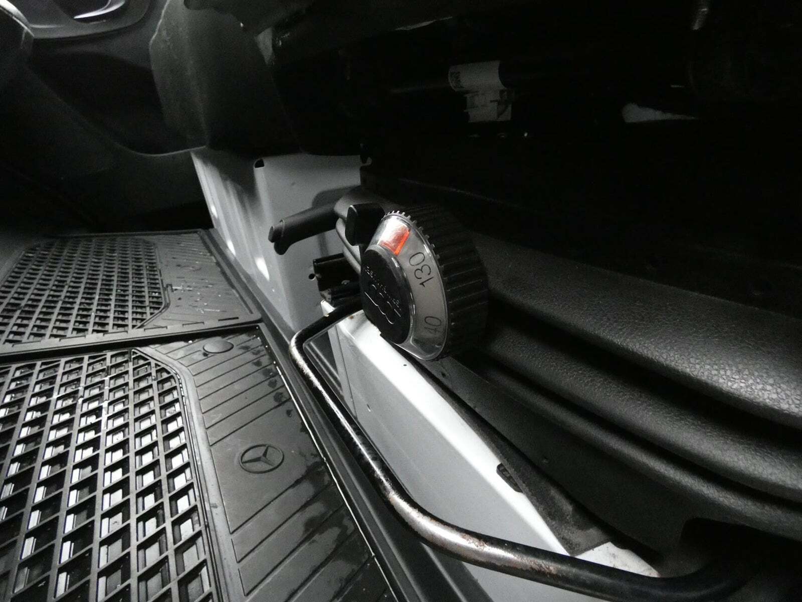 Hvid Mercedes Sprinter 214 fra 2020