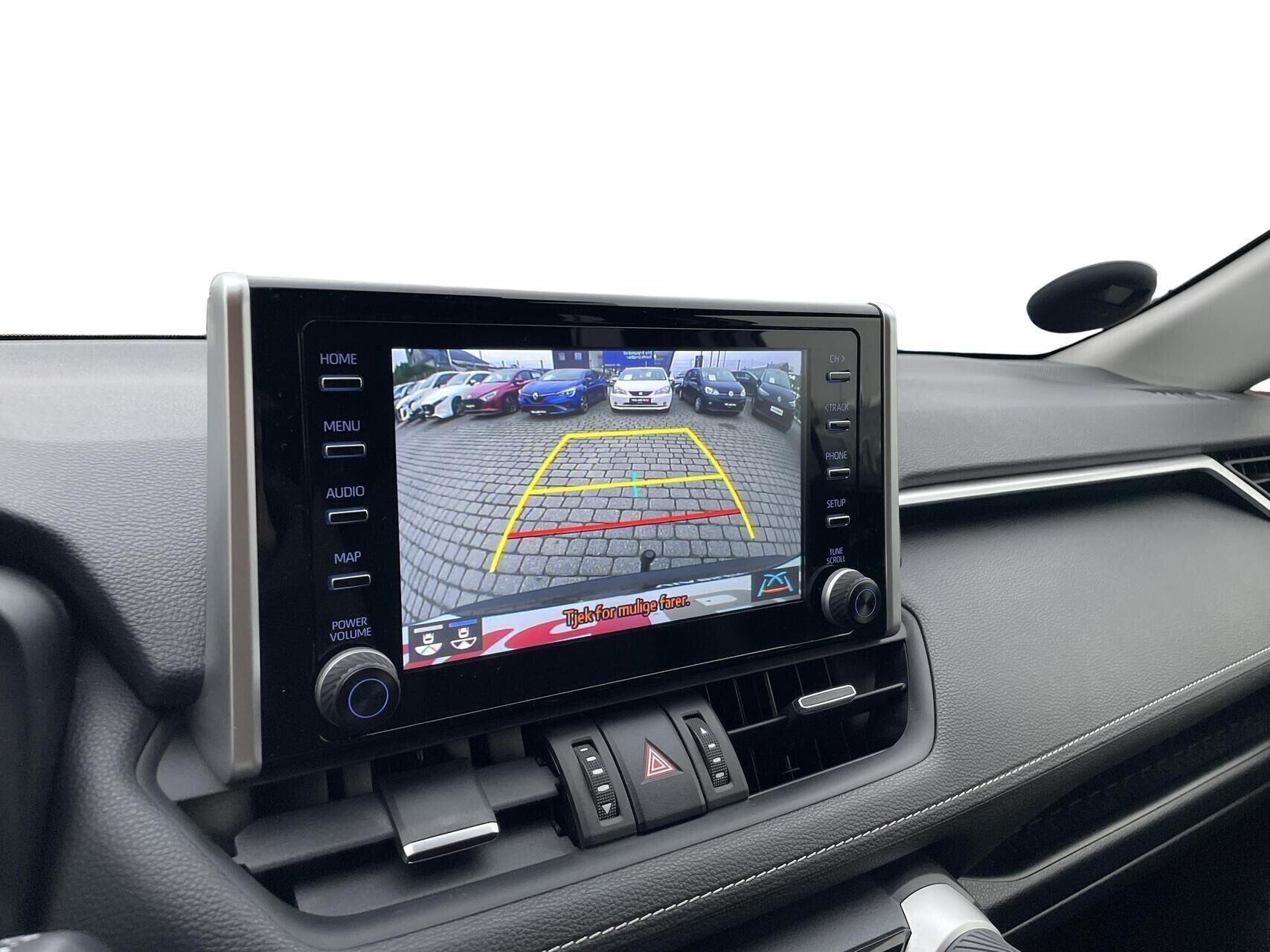 Grå Toyota RAV4 fra 2019