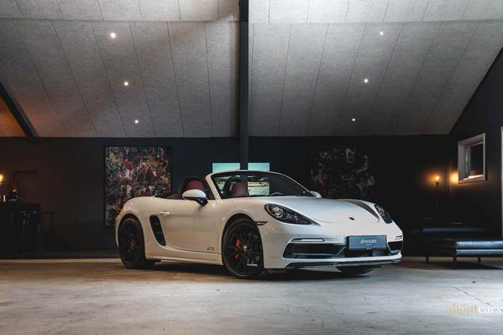 Hvid Porsche 718 Boxster GTS fra 2019