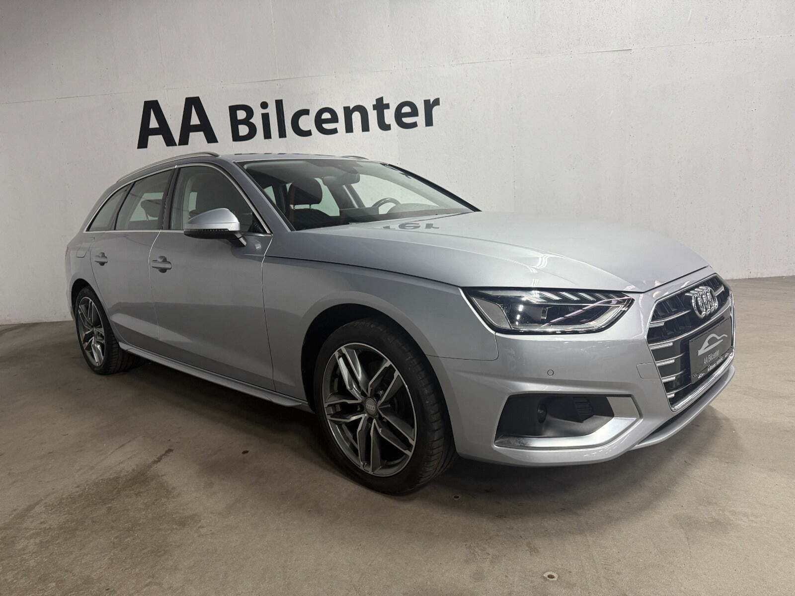 Audi A4 40 TFSi S-line plus Avant S-tr.