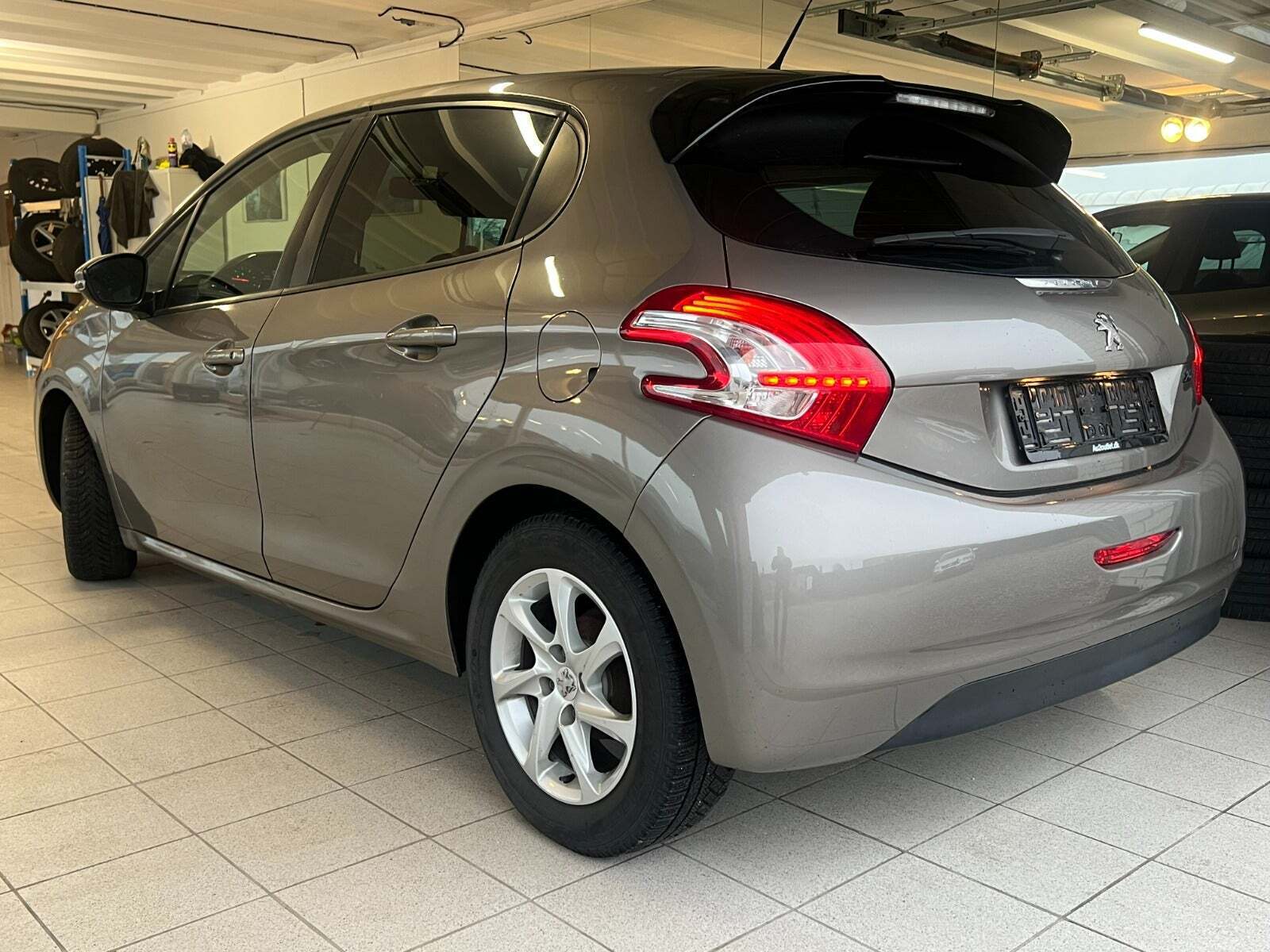 Peugeot 208 1,4 e-HDi 68 Active ESG