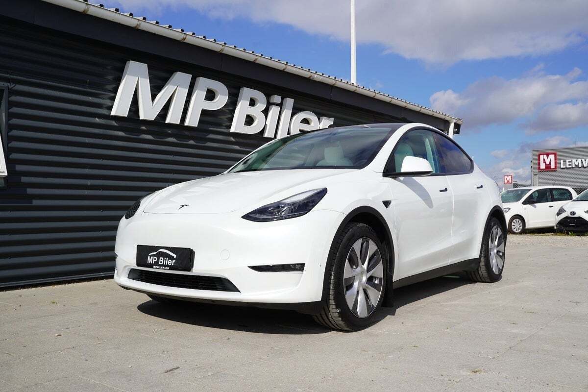 Tesla Model Y Long Range AWD