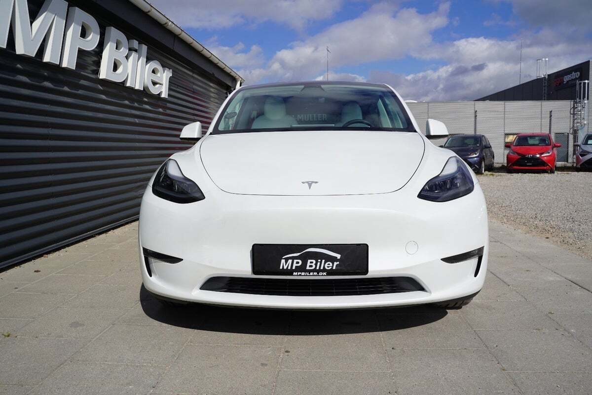 Tesla Model Y Long Range AWD