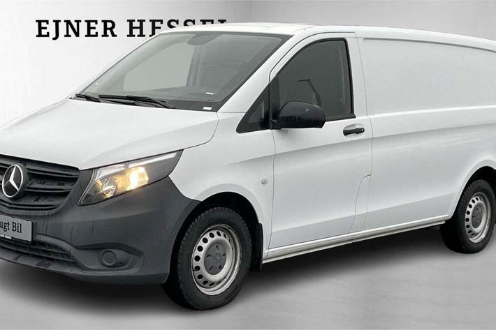 Hvid Mercedes Vito 114 fra 2021