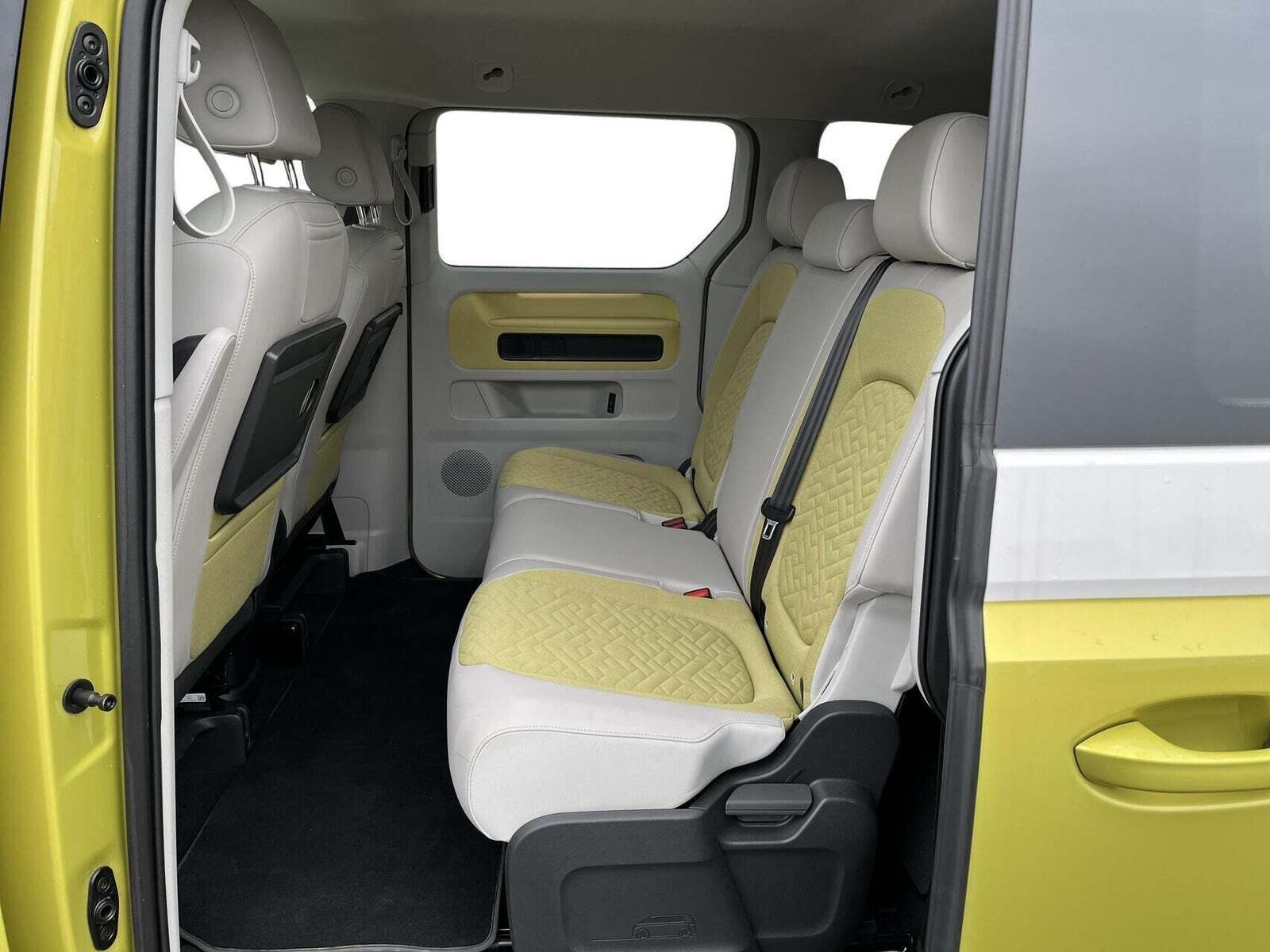 VW ID.Buzz 77 Pro SWB