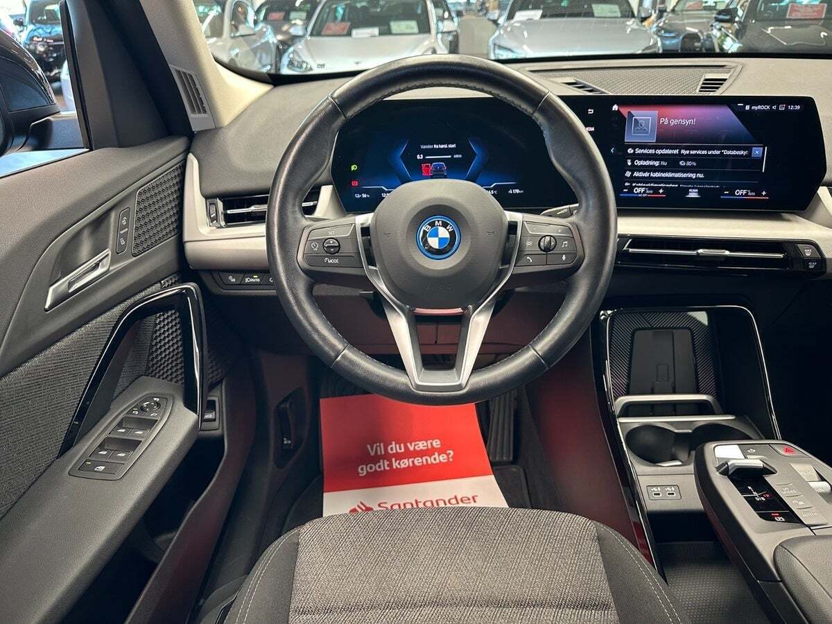 Sort BMW iX1 fra 2023