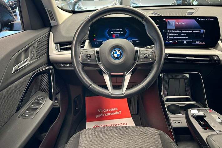Sort BMW iX1 fra 2023
