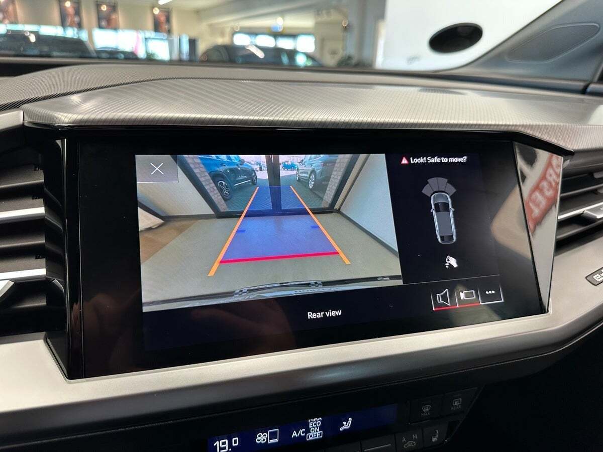 Sort Audi Q4 e-tron fra 2022