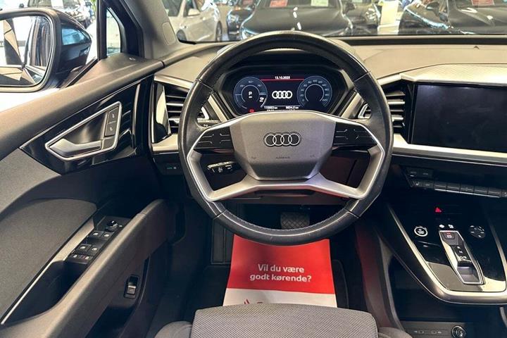 Sort Audi Q4 e-tron fra 2022