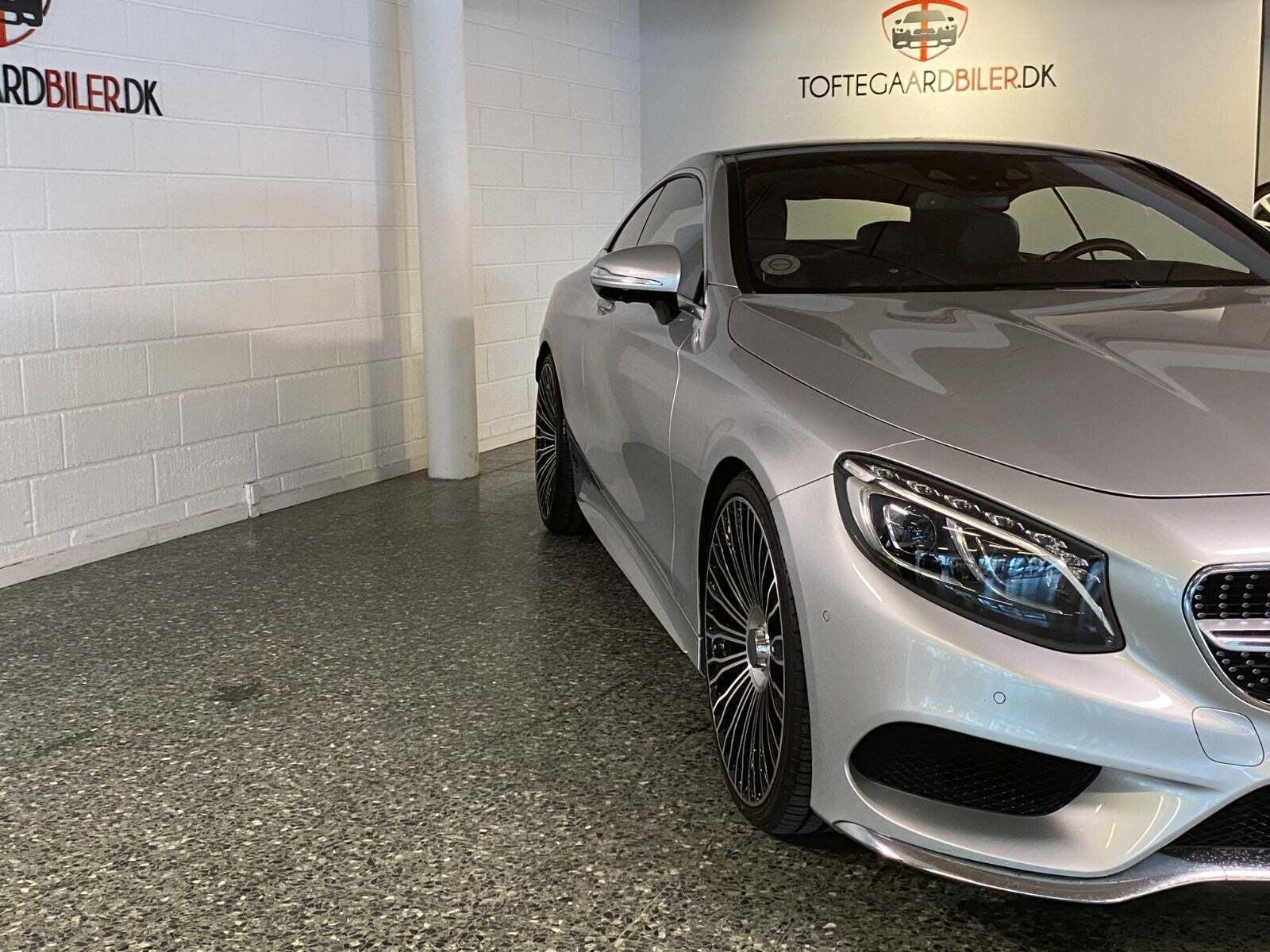 Sølv Mercedes S500 fra 2014