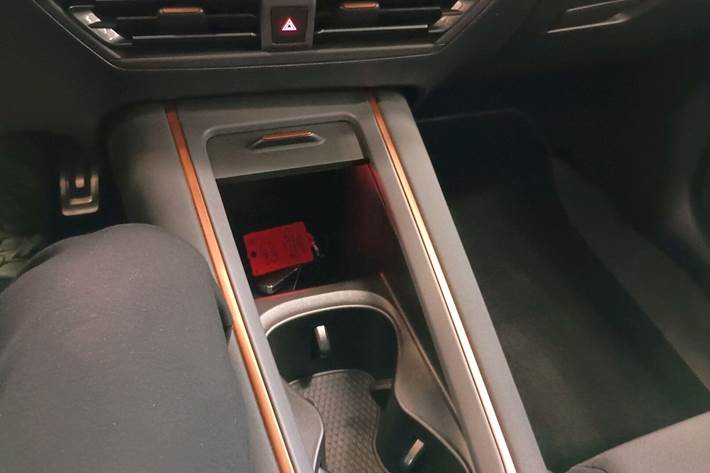 Grå Cupra Born fra 2022