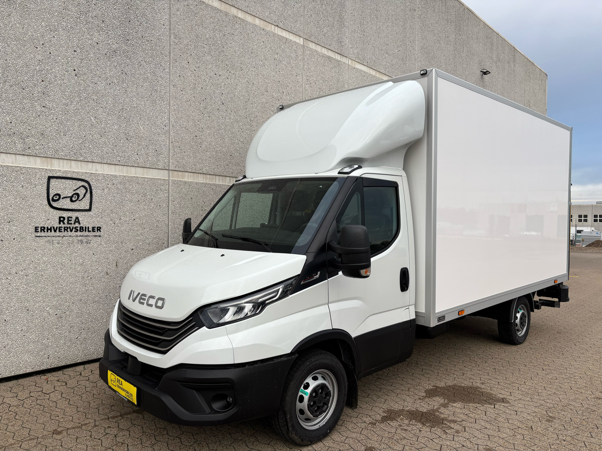 Iveco Daily 3,0 35S18 4100mm D 180HK Ladv./Chas. 8g Aut.