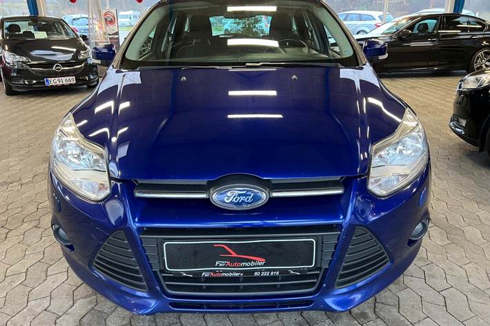 Blå Ford Focus fra 2013