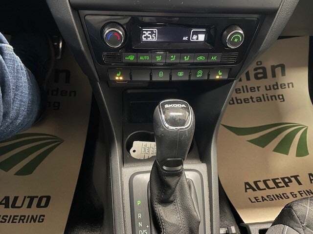 Hvid Skoda Rapid fra 2019